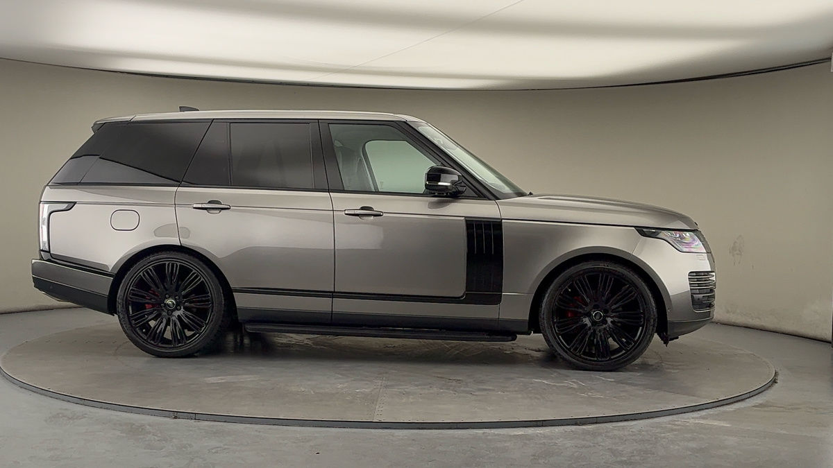 More views of Land Rover Range Rover