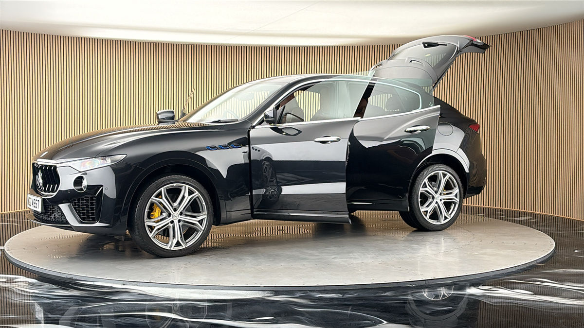 More views of Maserati Levante