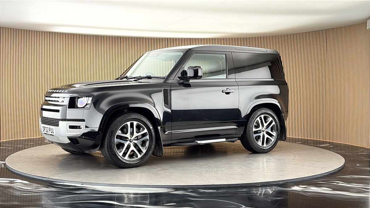 More views of Land Rover Defender 90