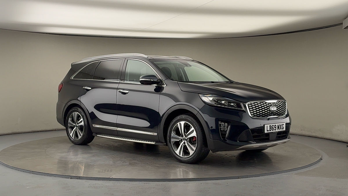 More views of Kia Sorento