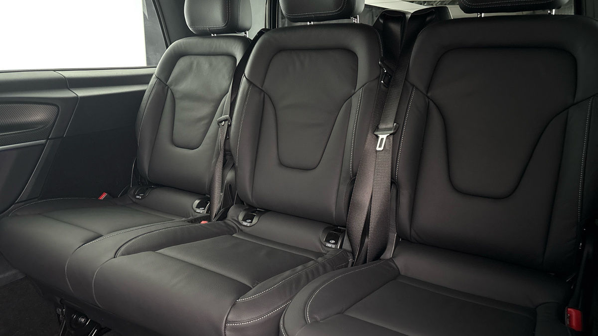 Mercedes-Benz V Class Image 8