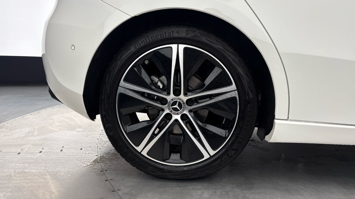 Mercedes-Benz A Class Image 10