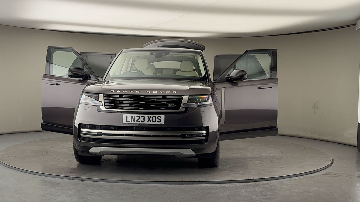 More views of Land Rover Range Rover