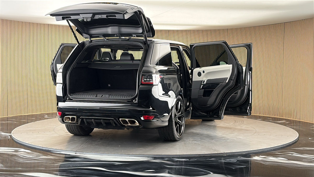 More views of Land Rover Range Rover Sport