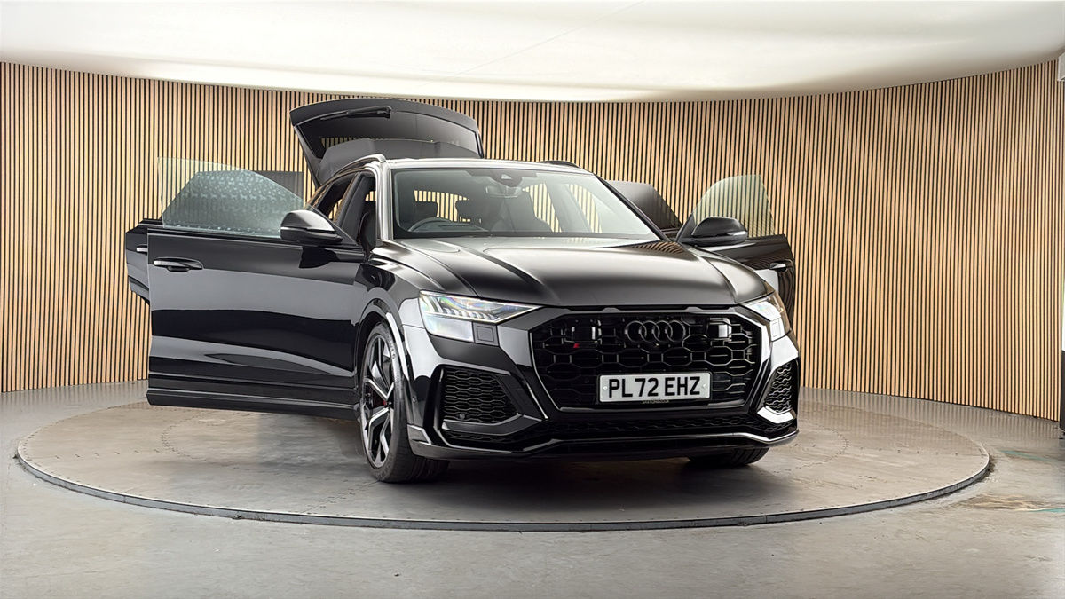 More views of Audi RSQ8