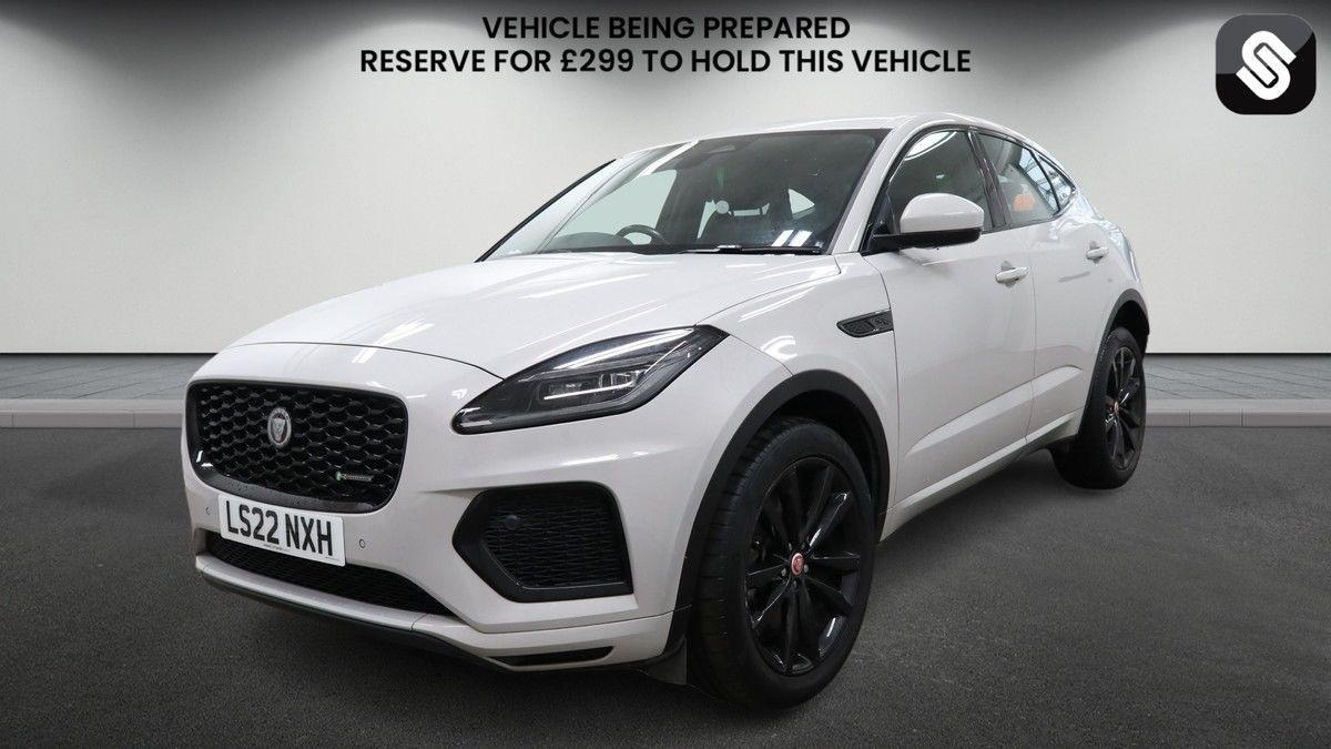 Jaguar E-PACE Image 2