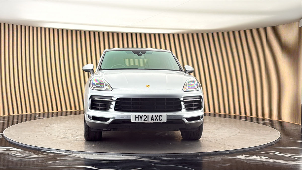 More views of Porsche Cayenne