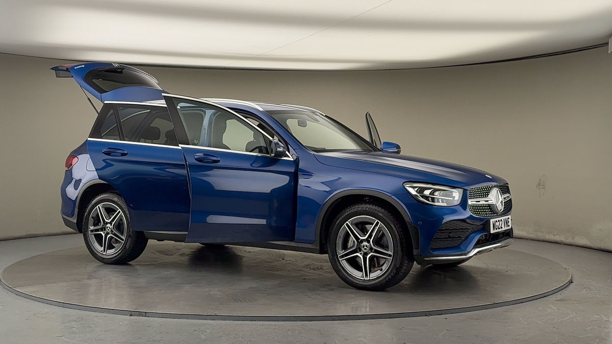 More views of Mercedes-Benz GLC
