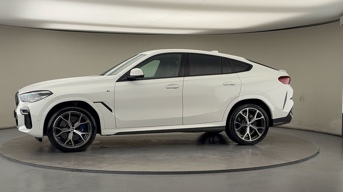 More views of BMW X6