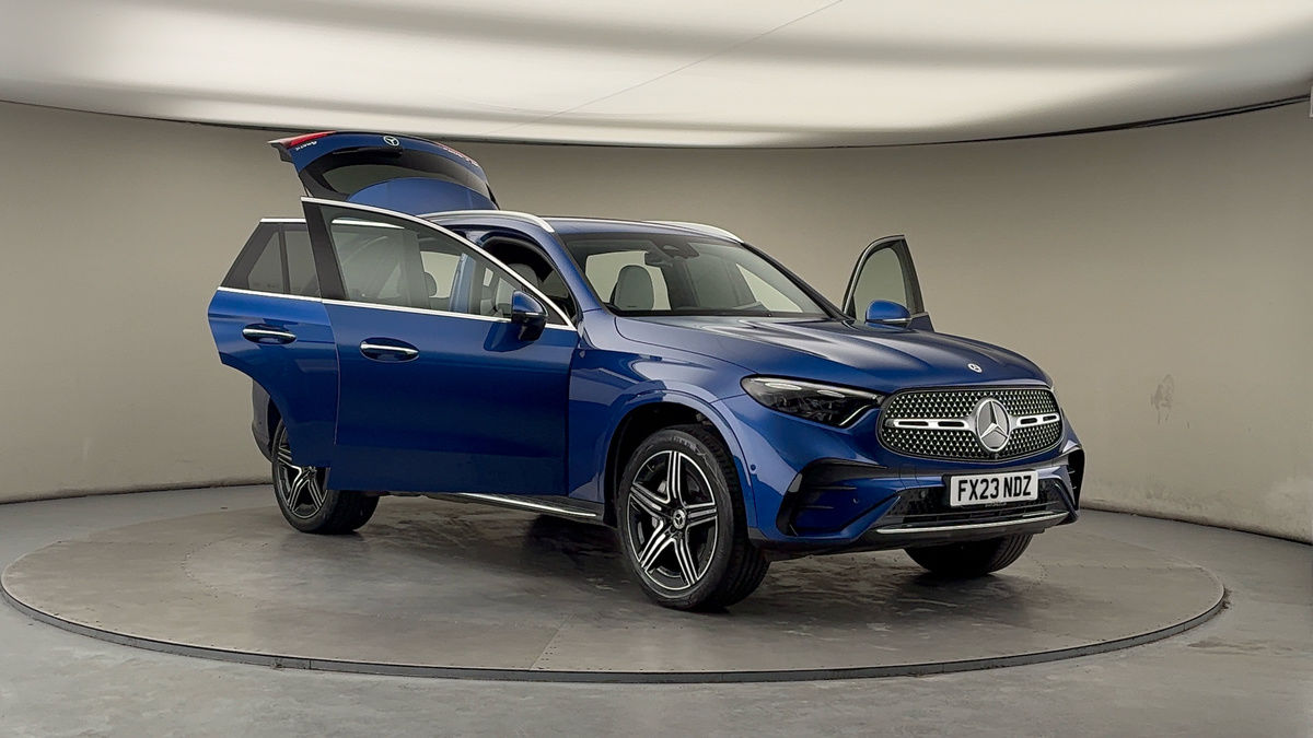 More views of Mercedes-Benz GLC