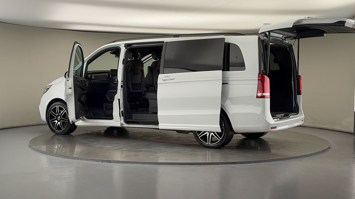 More views of Mercedes-Benz V Class