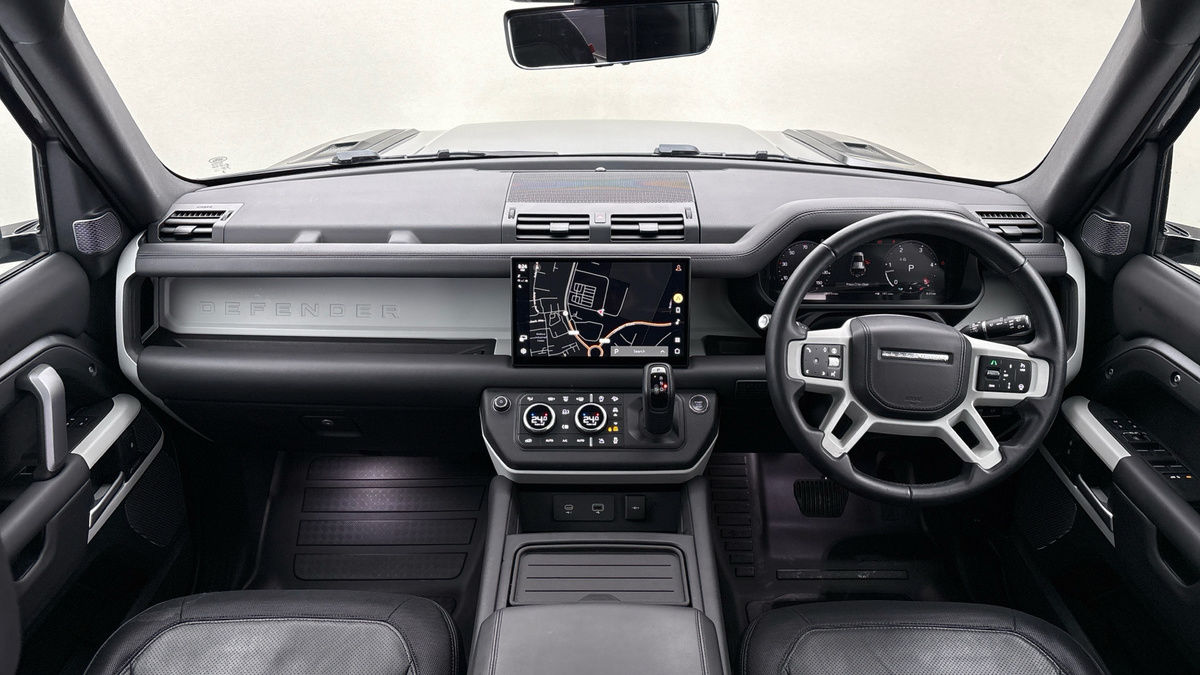 Land Rover Defender 110 Urban Image 12