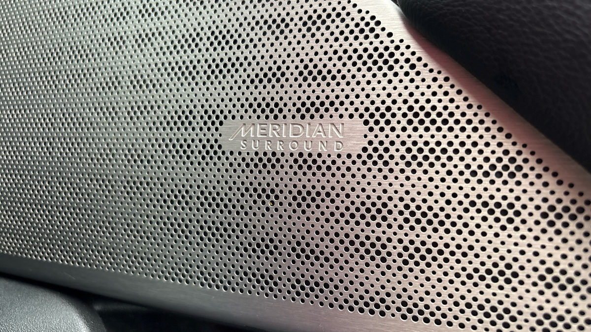 Land Rover Range Rover Velar Image 6