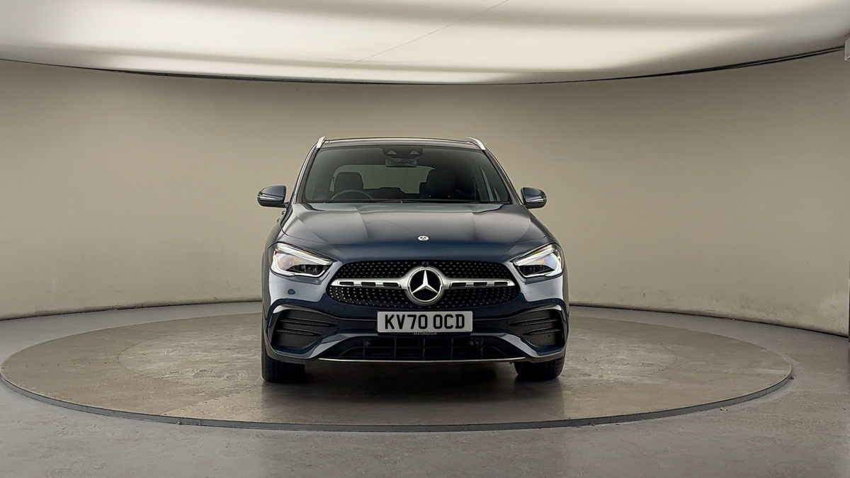 More views of Mercedes-Benz GLA