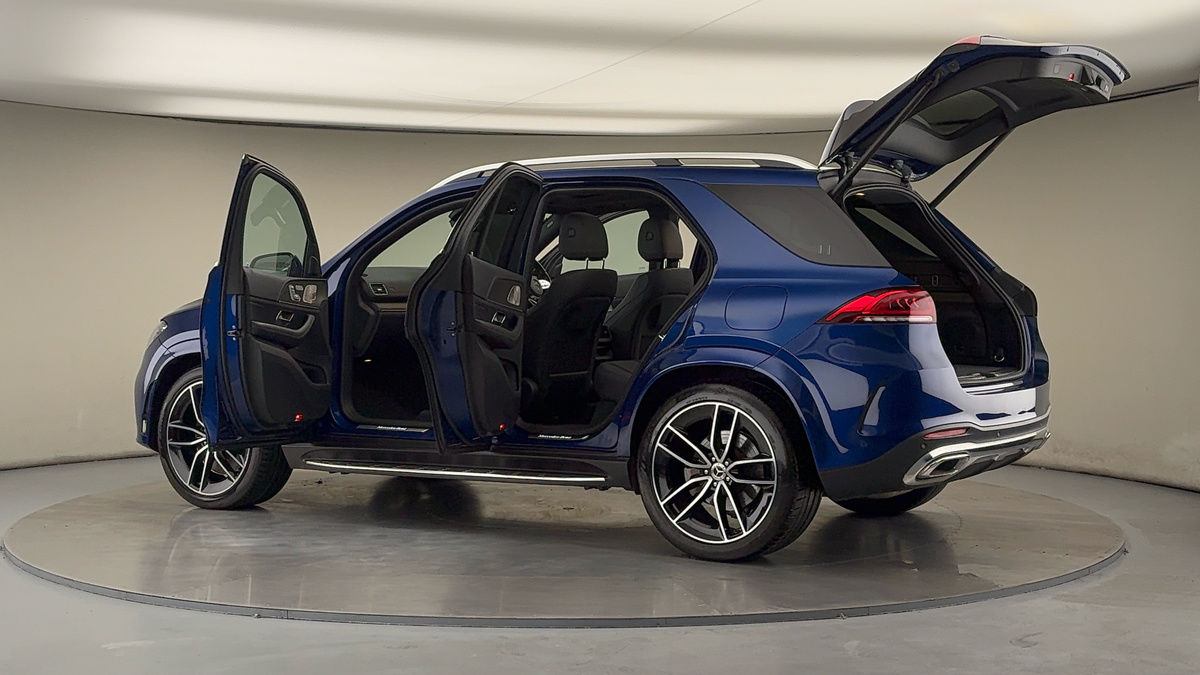 More views of Mercedes-Benz GLE