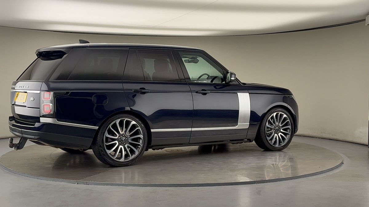 More views of Land Rover Range Rover