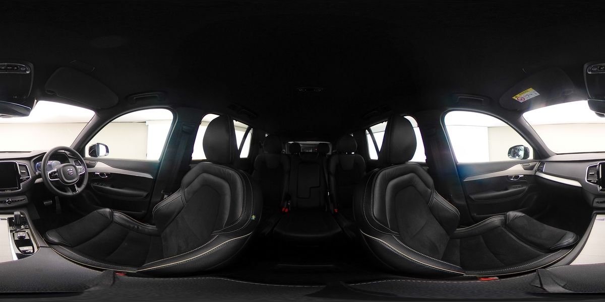 More views of Volvo XC90