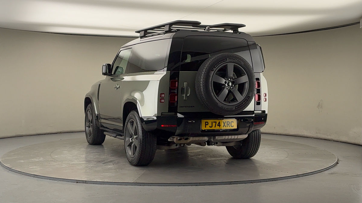 More views of Land Rover Defender 90