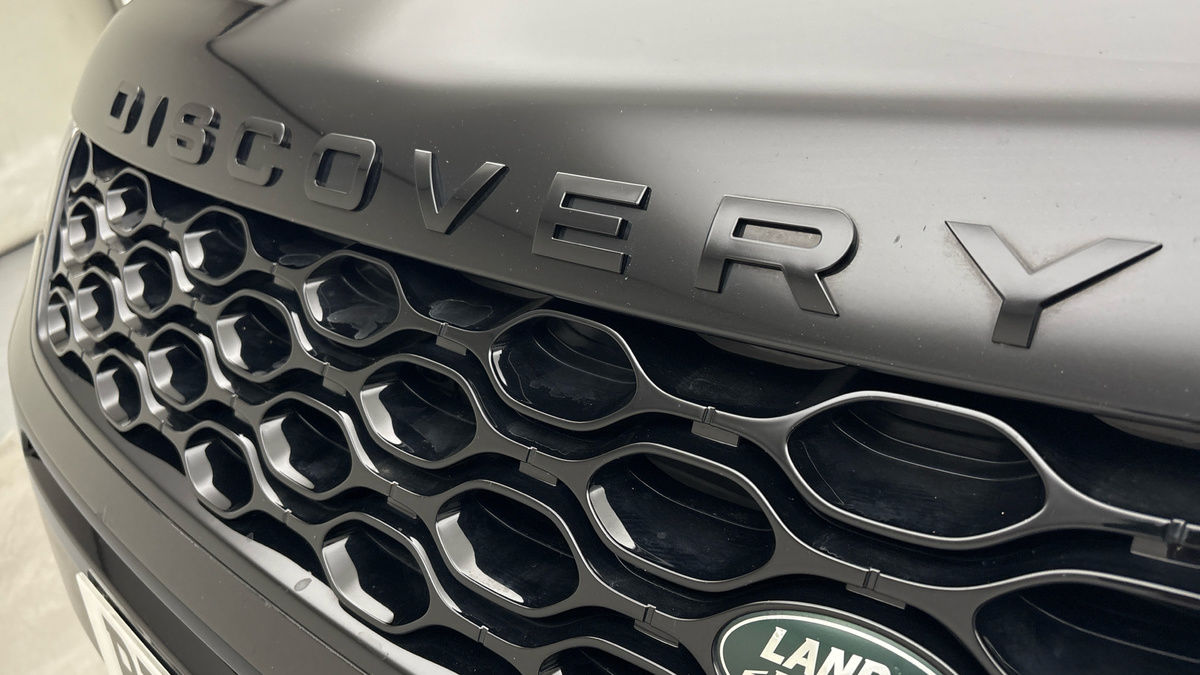 Land Rover Discovery Sport Image 24