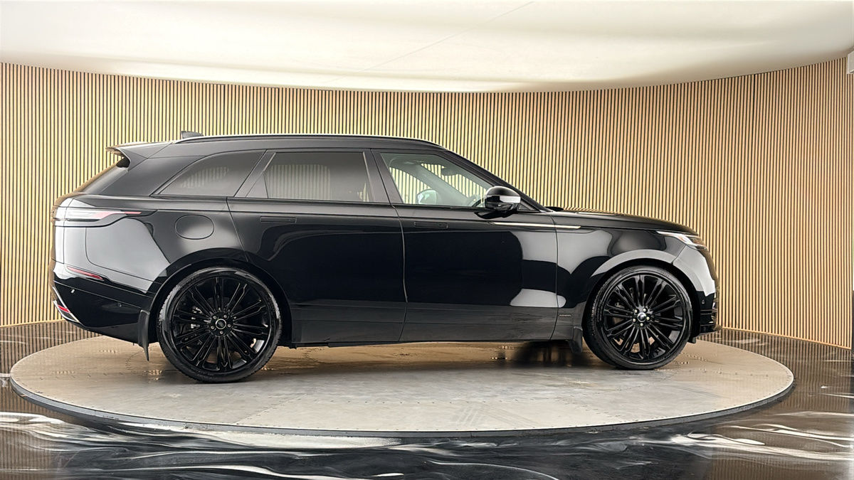 More views of Land Rover Range Rover Velar