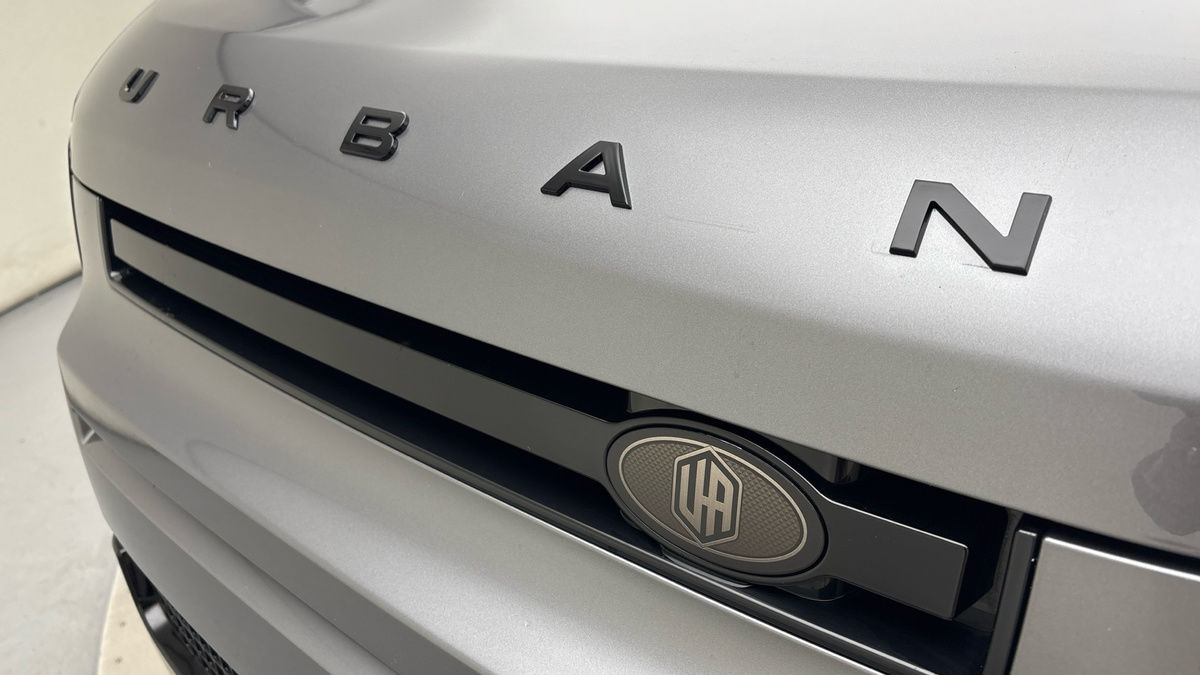 Land Rover Defender 110 Urban Image 24