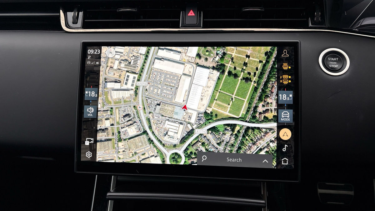 Land Rover Range Rover Evoque Image 17