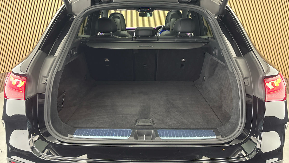 Mercedes-Benz EQE Image 12