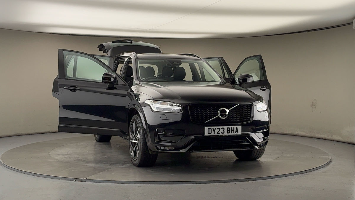 More views of Volvo XC90