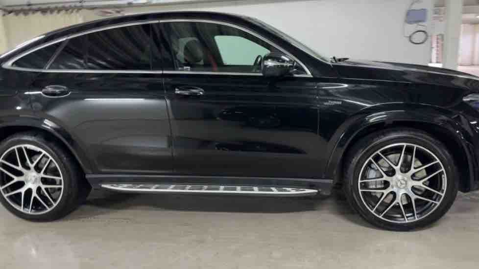 More views of Mercedes-Benz GLE