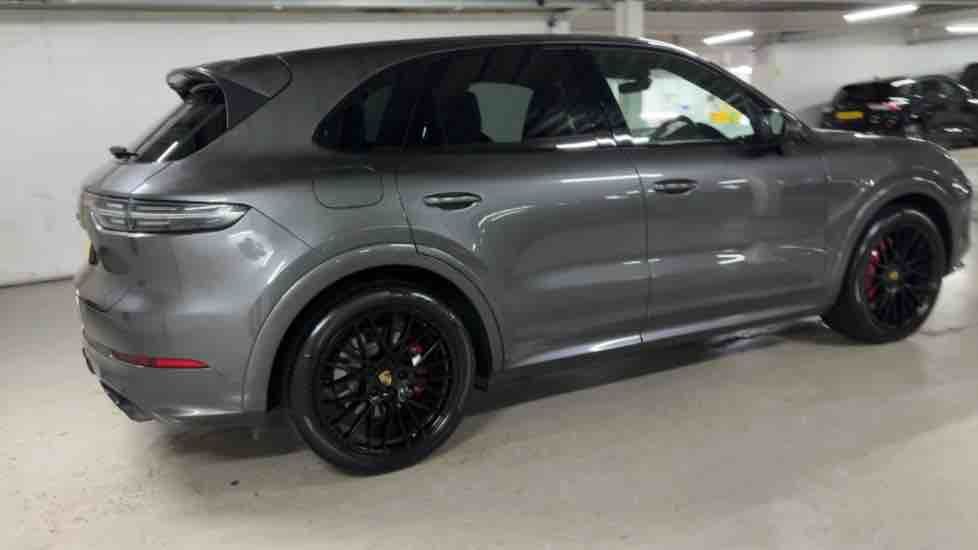 More views of Porsche Cayenne