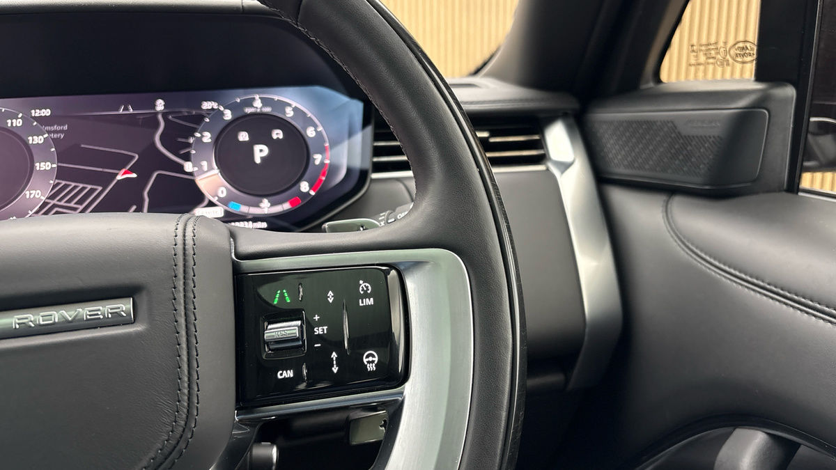 Land Rover Range Rover Image 14