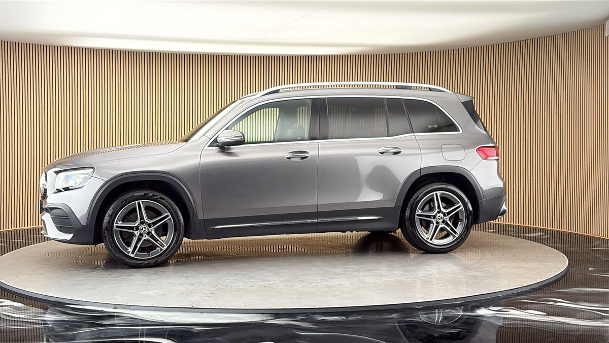 More views of Mercedes-Benz GLB