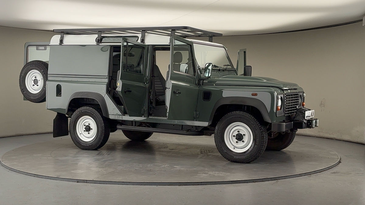 More views of Land Rover Defender 110