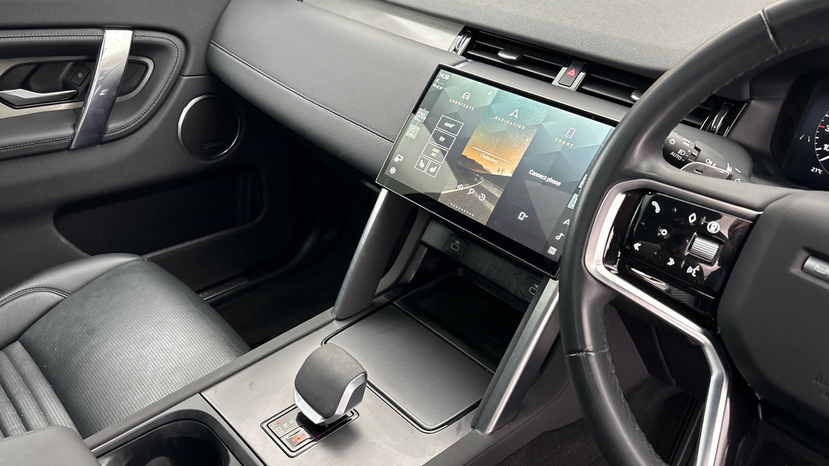 More views of Land Rover Discovery Sport