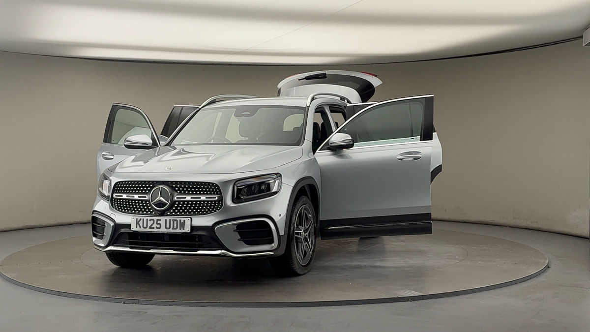 More views of Mercedes-Benz GLB