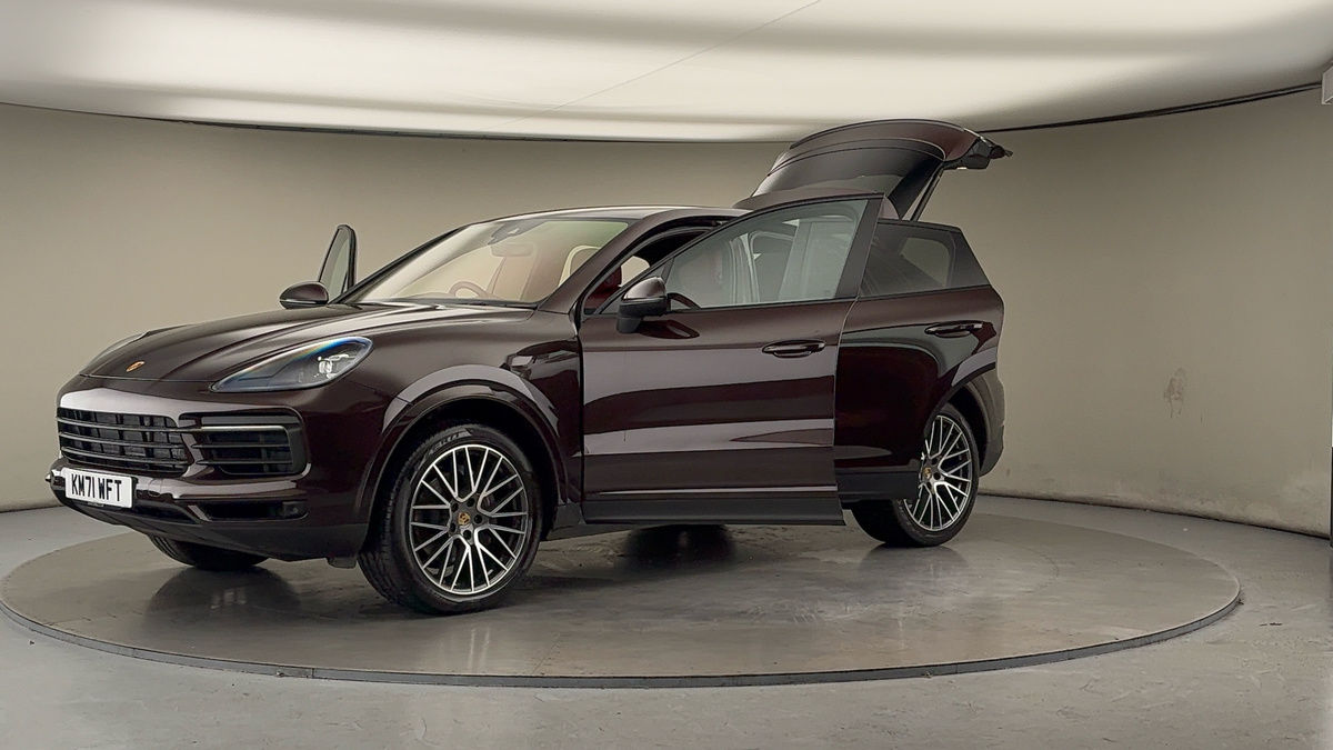 Porsche Cayenne Image 22