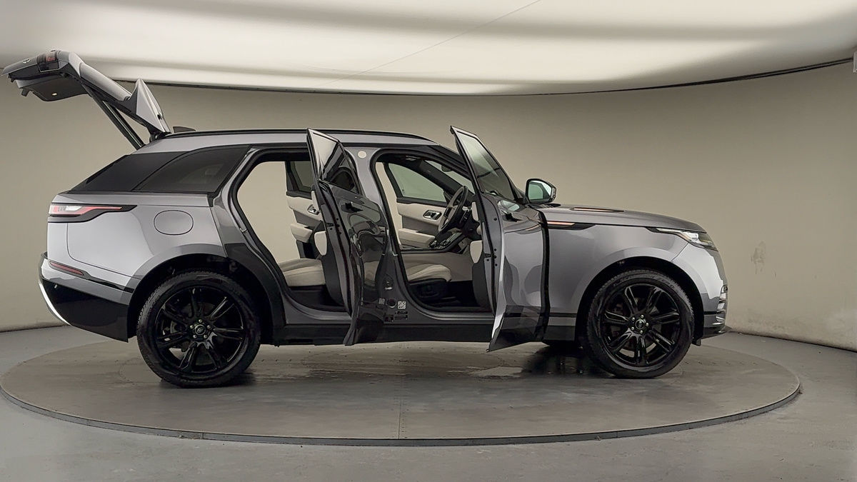 More views of Land Rover Range Rover Velar