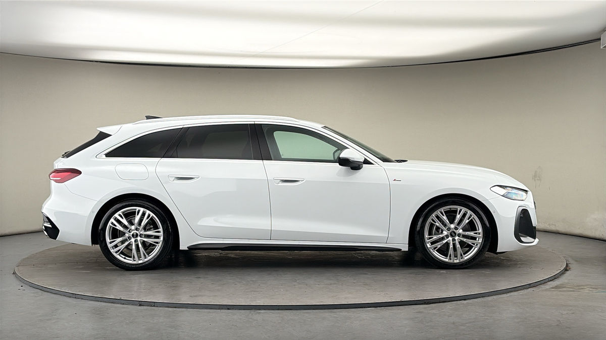 Audi A5 Avant Image 16