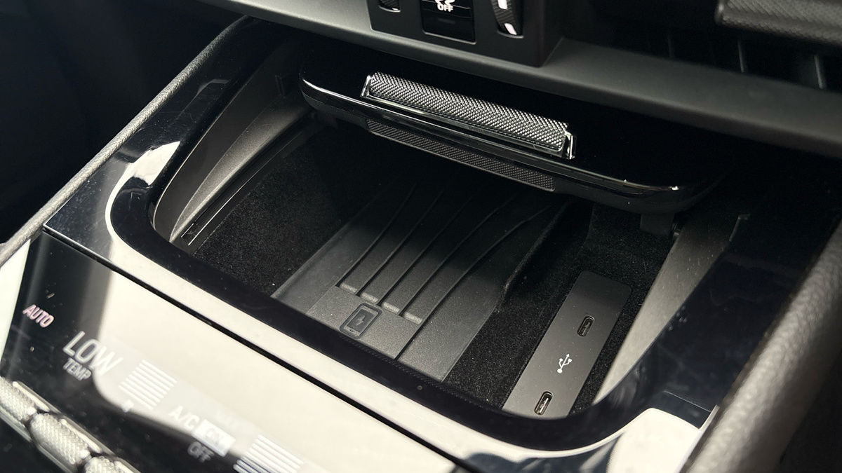 Porsche Cayenne Image 27