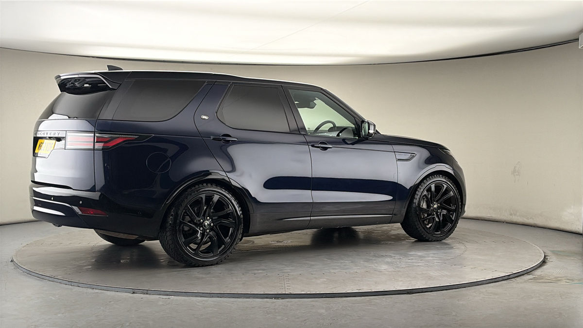 More views of Land Rover Discovery