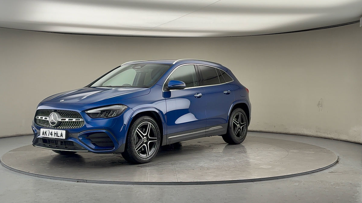 More views of Mercedes-Benz GLA
