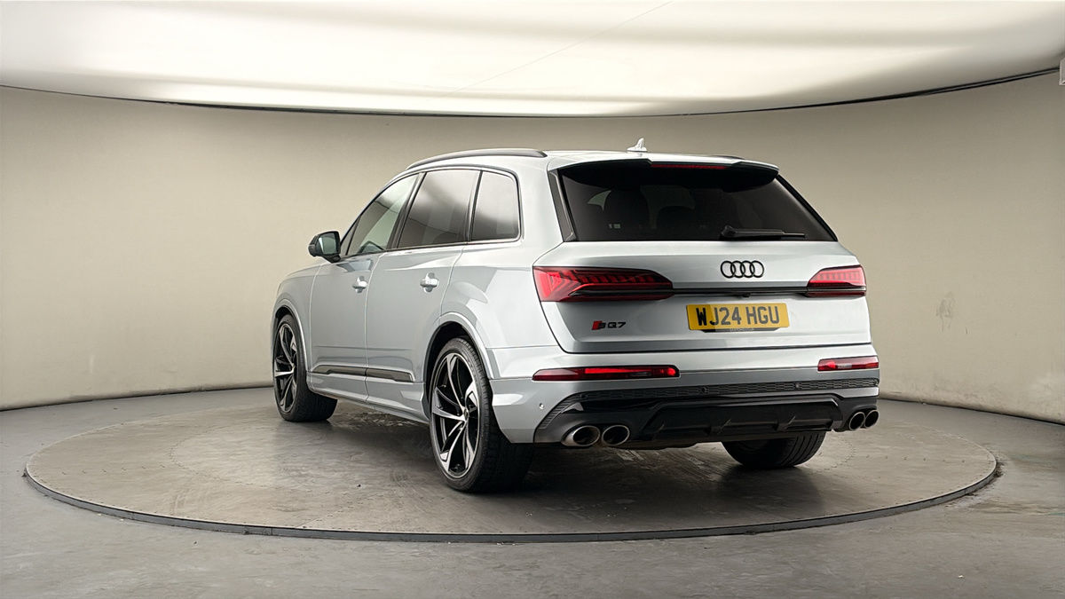 More views of Audi SQ7