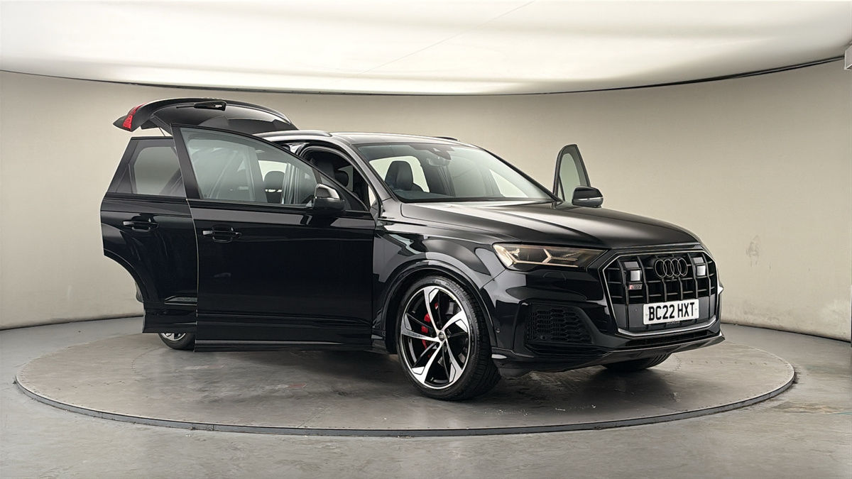 More views of Audi SQ7