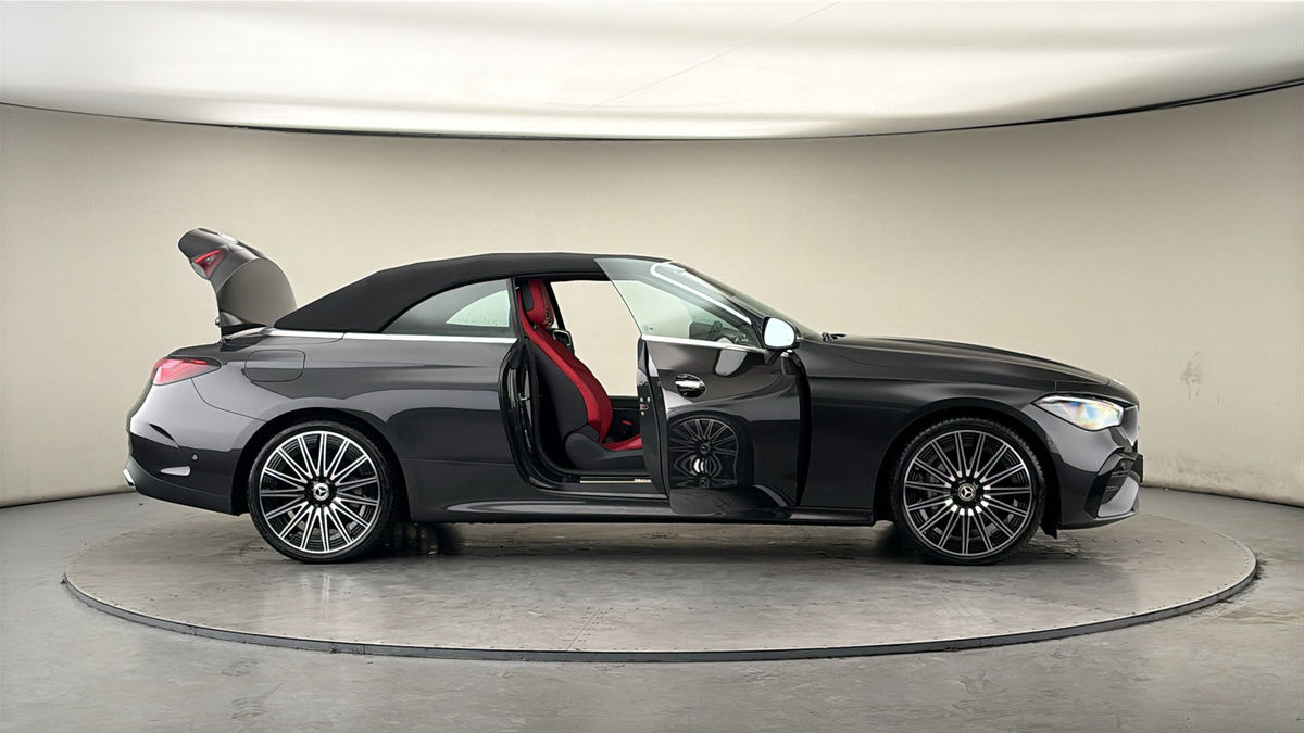 More views of Mercedes-Benz CLE