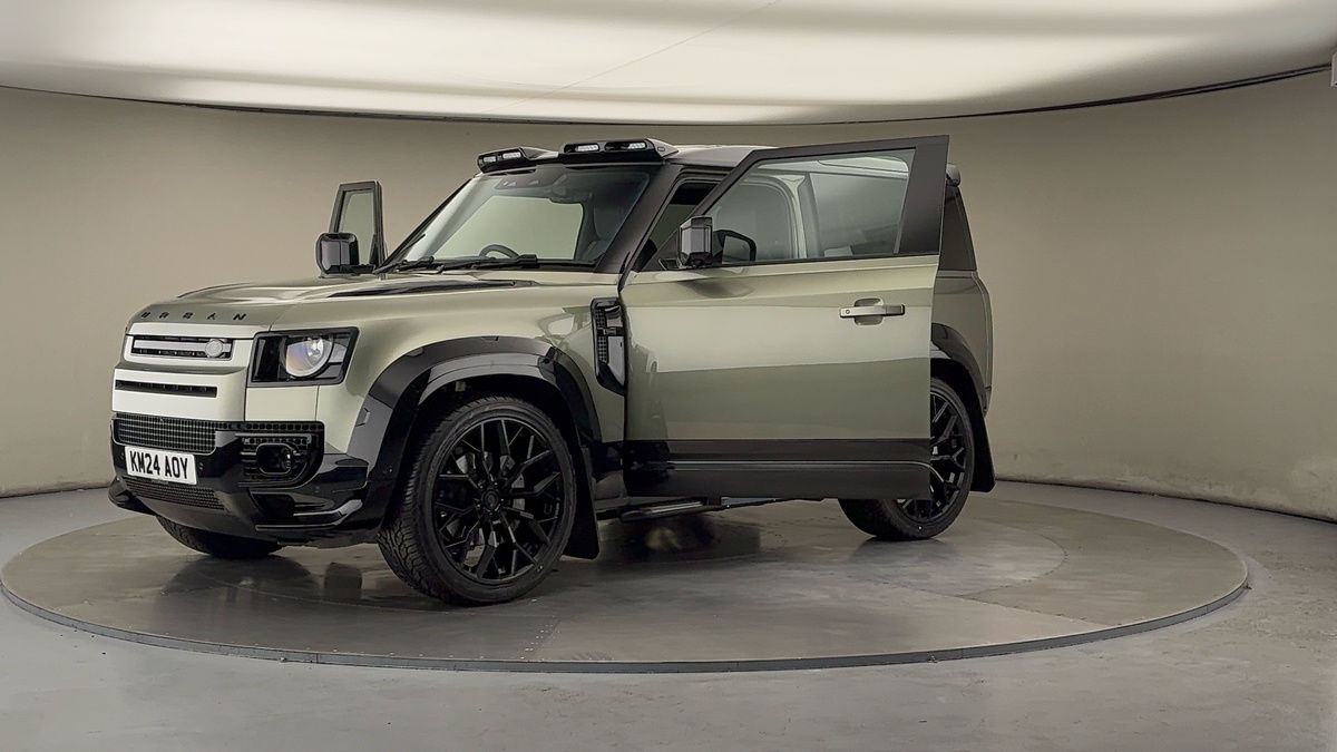 Land Rover Defender 90 Urban Image 23