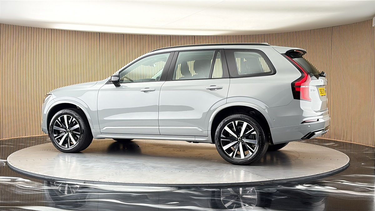 More views of Volvo XC90