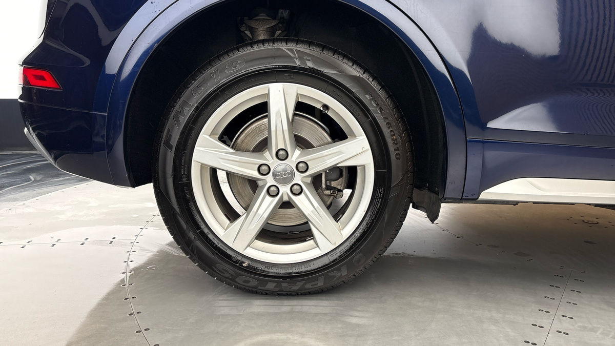 Audi Q5 Image 10