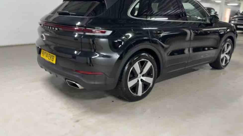 More views of Porsche Cayenne