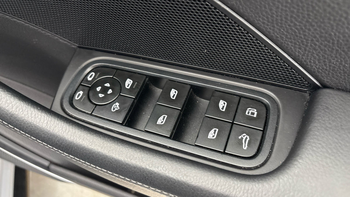 Porsche Panamera Image 38