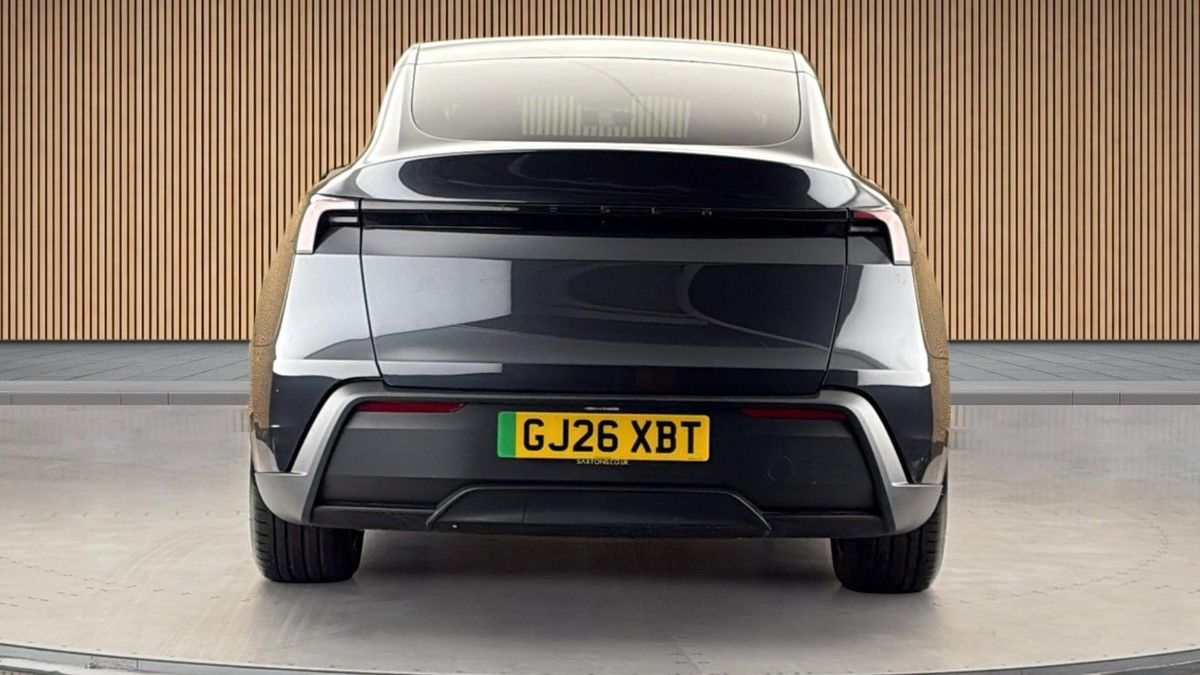 Tesla Model Y Image 4